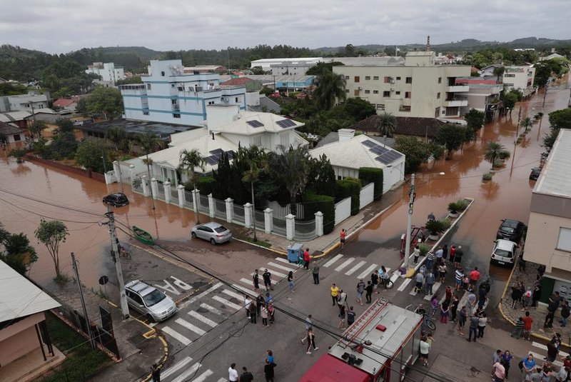 São Sebastião do Caí, RS, Brasil, 19-11-2023: Cheia em São Sebastião do Caí deixa 315 pessoas desabrigadas. Foto: Mateus Bruxel / Agência RBS<!-- NICAID(15601725) -->
