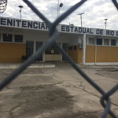 Penitenciária Estadual de Rio Grande - Perg - rdgol - rio grande - 07/08/2014