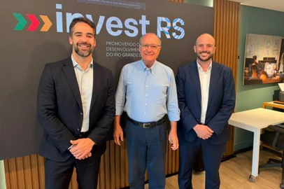Eduardo Leite, Geraldo Alckmin e Eduardo Lorea (vice-presidente da Invest RS) se reuniram em São Paulo<!-- NICAID(16389319) -->