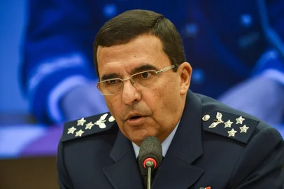 O tenente-brigadeiro do ar, Carlos de Almeida Baptista Junior, durante audiência pública na Câmara, sobre o caso do militar preso com cocaína na Espanha em aeronave da Força Aérea Brasileira. <!-- NICAID(14747597) -->