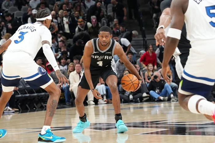 SHARON CHI / NBAE / GETTY IMAGES / GETTY IMAGES VIA AFP