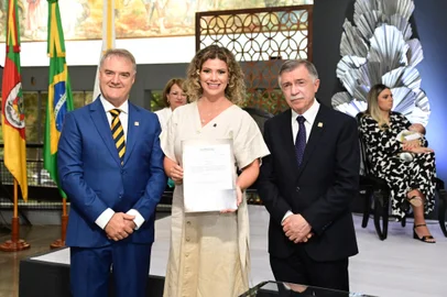 Tatiane Frizzo - secretária da cultura<!-- NICAID(15953712) -->