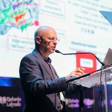Na Brain Week, Stanislas Dehaene abordou desenvolvimento cognitivo e aprendizagem de crianças <!-- NICAID(16300846) -->