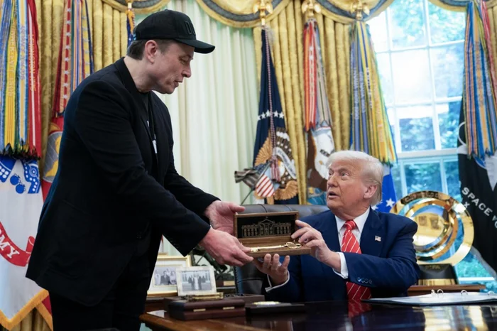 ALLISON ROBBERT / AFP