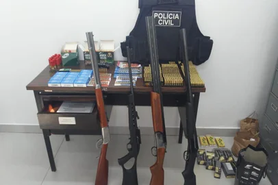Armas e muniçoes sao apreendidas em Tio Hugo<!-- NICAID(15526993) -->