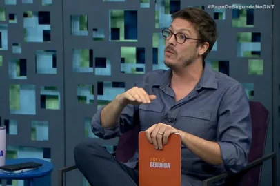 Papo de Segunda com Fábio Porchat<!-- NICAID(15300017) -->