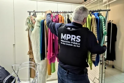 MPRS , operação luxúria<!-- NICAID(16363320) -->