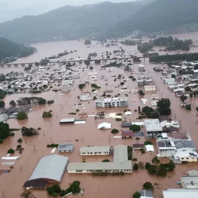 MUÇUM, RS, BRASIL - 02/05/2024 - Situação das cheias em Muçum, no Vale do Taquari. Semana começou com fortes temporais, causando a maior tragédia climática da história do Rio Grande do Sul. No município (Muçum) é a segunda vez que os moradores enfrentam a cheia do Rio Taquari. FOTO: BRUNO ZILLO, ARQUIVO PESSOAL<!-- NICAID(15751084) -->