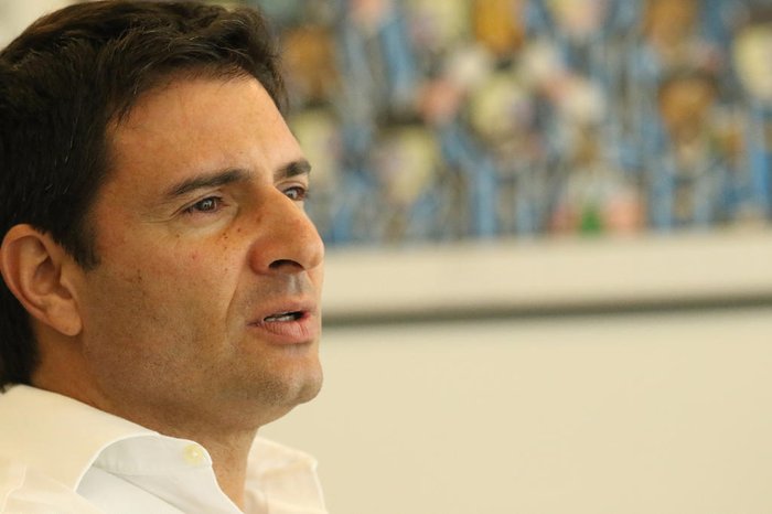 Dirigente projeta entregar grupo com folha salarial de R 6,5 milhões à futura gestão do Grêmio