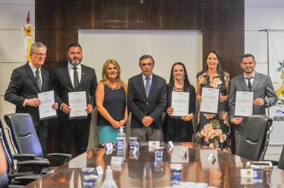 CAXIAS DO SUL, RS, BRASIL, 22/02/2023. Prefeito Adiló Didomenico anuncia mudanças no secretariado (Neimar De Cesero/Agência RBS)Indexador: NEIMAR DE CESERO<!-- NICAID(15356735) -->