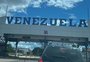 Entramos na Venezuela; veja, em vídeo, cenário de cidade próxima à fronteira com o Brasil