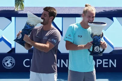 Orlando Luz, Rafael Matos, tênis