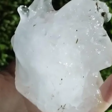 A forte chuva que atingiu parte do Estado na noite de terça-feira (16), deixou pelo menos 20 pessoas desalojadas em Vitória das Missões, no noroeste do RS.<!-- NICAID(15652442) -->