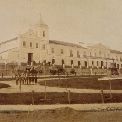 Santa Casa de Porto Alegre em 1888<!-- NICAID(15568868) -->