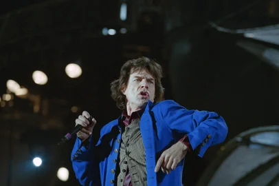 British singer Mick Jagger of The Rolling Stones performs on August 27, 1995 in Luxembourg City. The concert was the penultimate of the band's "Voodoo Lounge" world tour, which will play 60 shows in 43 cities. (Photo by Eric CABANIS / AFP)Editoria: ACELocal: LuxembourgIndexador: ERIC CABANISSecao: culture (general)Fonte: AFPFotógrafo: STF<!-- NICAID(15448028) -->