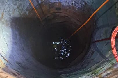 Idosa é resgatada após cair em poço no noroeste do RS; assista ao vídeo<!-- NICAID(16042336) -->