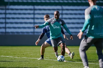 Juventude realiza jogo-treino contra o Esportivo<!-- NICAID(16075657) -->
