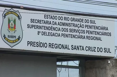 Ex-padre condenado a 21 anos por estupro de vulnerável é preso em Santa Cruz do Sul<!-- NICAID(16033448) -->