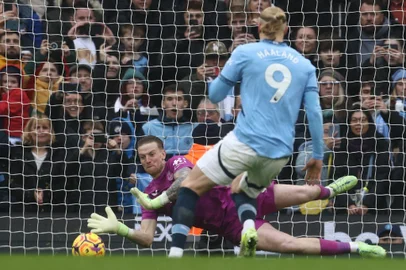 Haaland, Pickford, futebol, Everton x Manchester City
