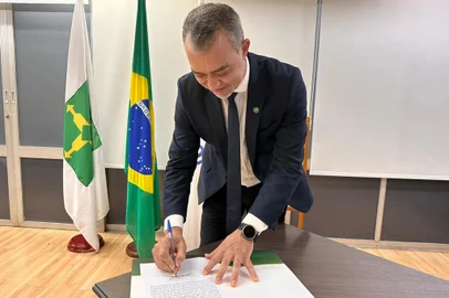 Edegar Pretto toma posse como presidente da Companhia Nacional de Abastecimento.<!-- NICAID(15381858) -->