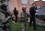 Polícia mobiliza 200 agentes para prender 22 suspeitos de duplo homicídio na zona norte de Porto Alegre e evitar nova guerra de facções
