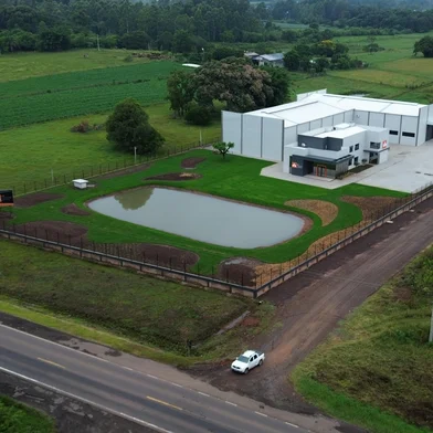 db tecnologia inaugura nova fábrica<!-- NICAID(16236399) -->