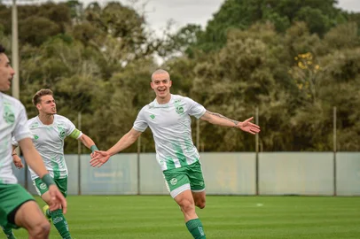 Juventude elimina o Grêmio em Eldorado e está na final do Gauchão sub-17<!-- NICAID(15837648) -->
