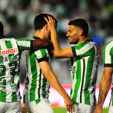 CAXIAS DO SUL, RS, BRASIL, 29/03/2025 - Brasileirão 2025 - Juventude e Vitória, Alfredo Jaconi, Caxias Do Sul. Gol do Gabriel (Neimar De Cesero/Agência RBS)<!-- NICAID(16006154) -->