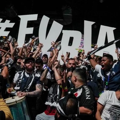 Furia no Major do Rio<!-- NICAID(15259656) -->