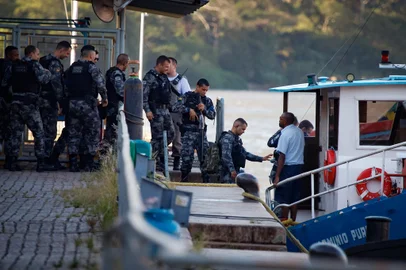 PORTO ALEGRE, RS, BRASIL,  29/12/2021-Seguem as buscas por criminosos que assaltaram carro forte em Guaíba. Foto: Anselmo Cunha/Agencia RBS<!-- NICAID(14979445) -->