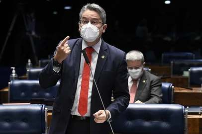 senador Alessandro Vieira (Cidadania-SE).
