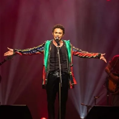 Silvero Pereira em Silvero Canta Belchior<!-- NICAID(15413614) -->