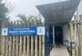 Começo de nova gestão em 28 unidades de saúde de Porto Alegre tem movimento intenso, adaptação de equipes e queda de sistema