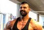 Fisiculturista e ator da Netflix morre aos 44 anos enquanto treinava na esteira