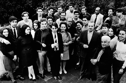 jornalista Nelson Motta em foto com artistas a MPB em 1967<!-- NICAID(10928635) -->