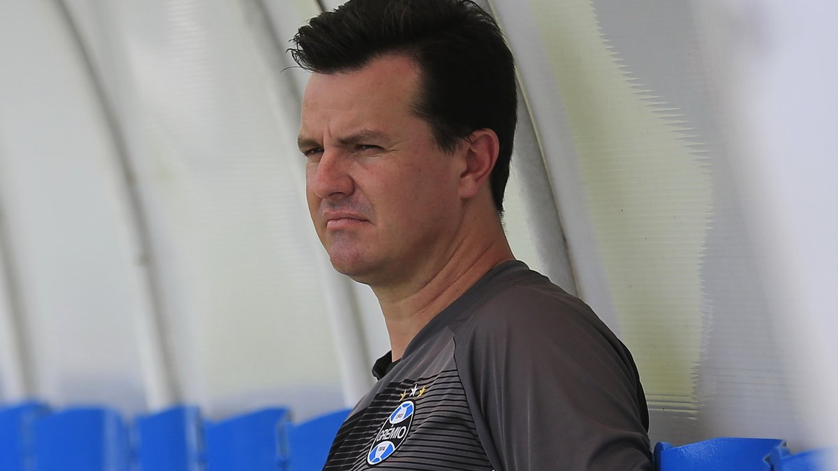 Ex-Grêmio, técnico do Cascavel comenta mobilização para amistoso: 'Estádio estará cheio'