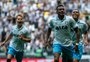 Grêmio vence o Atlético-MG de virada e alivia pressão sobre Mano Menezes