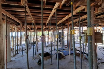 O Governo do Rio Grande do Sul anunciou que a Central de Polícia de Bento Gonçalves deve ser entregue no segundo semestre de 2026. As obras iniciaram ainda em novembro de 2024 e agora estão na fase de concretagem, que deve ser encerrada no final deste ano. O investimento é de R$ 10,9 milhões. O prazo foi divulgado nesta quinta-feira (10). <!-- NICAID(16078715) -->