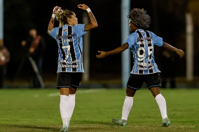 Novo Hamburgo, RS, Brasil, 28/04/2025: GRENAL Feminino, pelo Brasileirão 2025. Grêmio x Internacional. Fotos: Duda Fortes/Agencia RBSIndexador: Andre Avila<!-- NICAID(16026129) -->