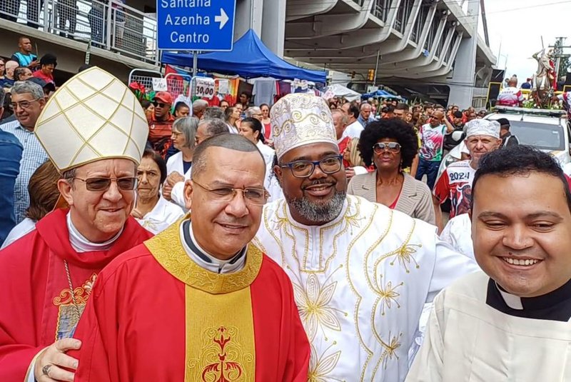 Festejos de São Jorge uniu católicos e membros de religiões de matriz africana em Porto Alegre <!-- NICAID(15747370) -->