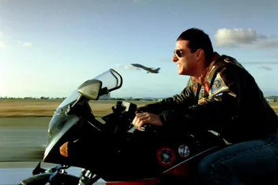 Primeiro modelo ninja da Kawasaki, a GPZ900, de 1984, ficou famosa ao ser usada por Tom Cruise no filme Top Gun.<!-- NICAID(10565179) -->
