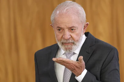BrasÃ­lia (DF), 19/02/2025 - O presidente Luiz InÃ¡cio Lula da Silva durante entrevista coletiva e cerimÃ´nia de assinatura de acordos com Portugal nos setores de saÃºde, ciÃªncia e tecnologia e seguranÃ§a pÃºblica. Foto: Marcelo Camargo/AgÃªncia BrasilBrasília (DF), 19/02/2025 - O presidente Luiz Inácio Lula da Silva durante entrevista coletiva e cerimônia de assinatura de acordos com Portugal nos setores de saúde, ciência e tecnologia e segurança pública. Foto: Marcelo Camargo/Agência BrasilLocal: BrasÃ­liaIndexador: Marcelo Camargo/AgÃªncia BrasilFonte: AgÃªncia Brasil/Empresa Brasil dFotógrafo: Reporter Fotografico<!-- NICAID(15979959) -->