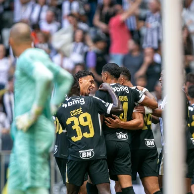 BRASILEIRO A 2026, ATLETICO-MG X GREMIOMG - BRASILEIRO A 2026, ATLÉTICO-MG X GRÊMIO - ESPORTES - MG - BELO HORIZONTE - 16/08/2026 - BRASILEIRO A 2026, ATLÉTICO-MG X GRÊMIO - Vitor Hugo jogador do Atlético-MG comemora seu gol durante partida contra o Grêmio no estádio Arena MRV pelo campeonato Brasileiro A 2026. 16/08/2026 - Foto: FERNANDO MORENO/AGIF - AGÊNCIA DE FOTOGRAFIA/AGIF - AGÊNCIA DE FOTOGRAFIA/ESTADÃO CONTEÚDOEditoria: ESPORTESLocal: BELO HORIZONTEIndexador: FERNANDO MORENOFotógrafo: AGIF - AGÊNCIA DE FOTOGRAFIA<!-- NICAID(16346928) -->