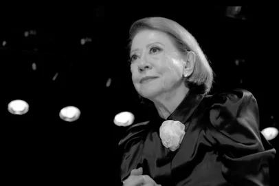 Fernanda Montenegro declama poema "Guardar" de Antônio Cícero, em vídeo Institucional do Grupo RBS<!-- NICAID(15898871) -->