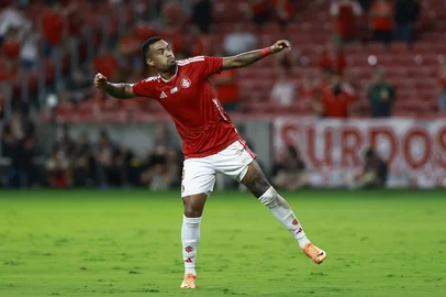 Porto Alegre, RS, Brasil, 01/04/2026 — O Sport Club Internacional recebe o São Paulo Futebol Clube na noite desta quarta-feira, no Estádio Beira-Rio, em partida válida por mais uma rodada do Campeonato Brasileiro Série A de 2026. Foto: Jeff Botega/Agência RBSIndexador: jeff botega<!-- NICAID(16257271) -->