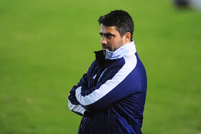 CAXIAS DO SUL, RS, BRASIL, 20/04/2020. SER Caxias x Ypiranga, jogo válido pela 10ª rodada da primeira fase do Campeonato Gaúcho 2021 (Gauchão 2021) e realizado no estádio Centenário. (Porthus Junior/Agência RBS)<!-- NICAID(14763107) -->