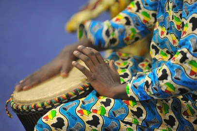 CAXIAS DO SUL, RS, BRASIL, 21/03/2015 - Dia da Cultura Afro na FSG. Grupo Tam Tam, do Senegal, se apresentou durante o Um dia de Cultura Afro<!-- NICAID(11281388) -->