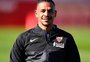 Acertado com o Inter, volante Fernando desembarcará no Brasil neste fim de semana