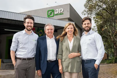 Mauro, Jair, Teresinha e Marcos Pellizzari, da JP Embalagens. <!-- NICAID(16267852) -->