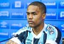 Douglas Costa fala sobre seu momento no Grêmio: "Posso voltar a ser o cara que faz a diferença"